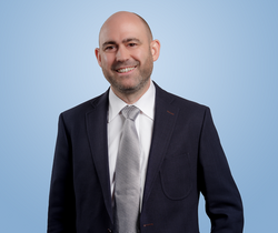 Dr Adrian Hänni