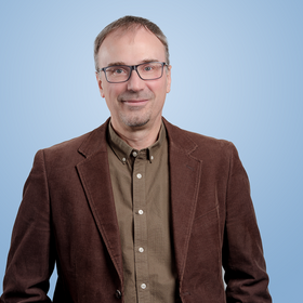 Prof. Dr Dušan Isakov