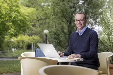 Portrait de Prof. Dr. Thomas Reber