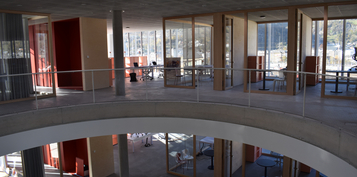 Intérieur du bâtiment de Brigue